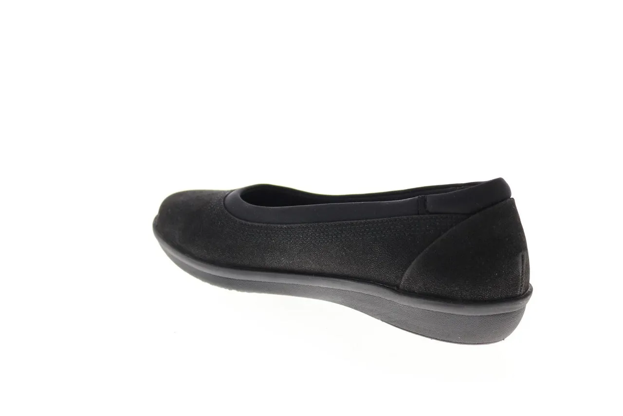 Clarks Ayla Low  - Black
